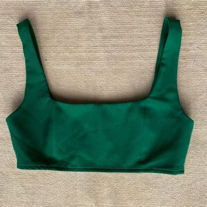 NWOT Princess Polly Vibrant Green Crop Top Size 4 Excellent Condition Never Worn